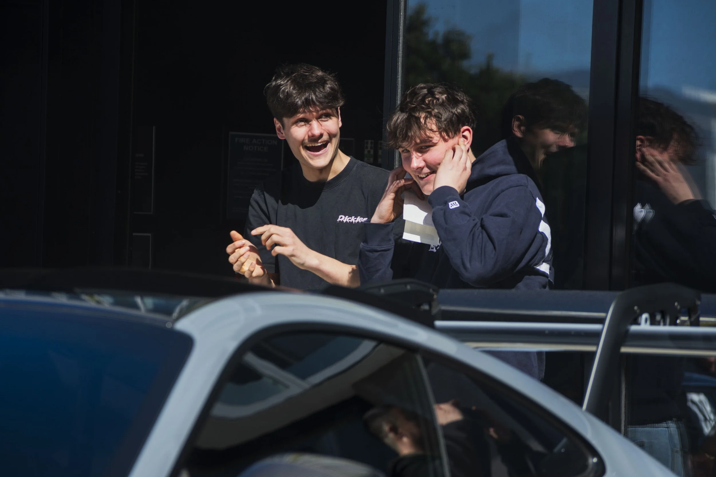SLI_120926_FlipsideMeet_08.jpg