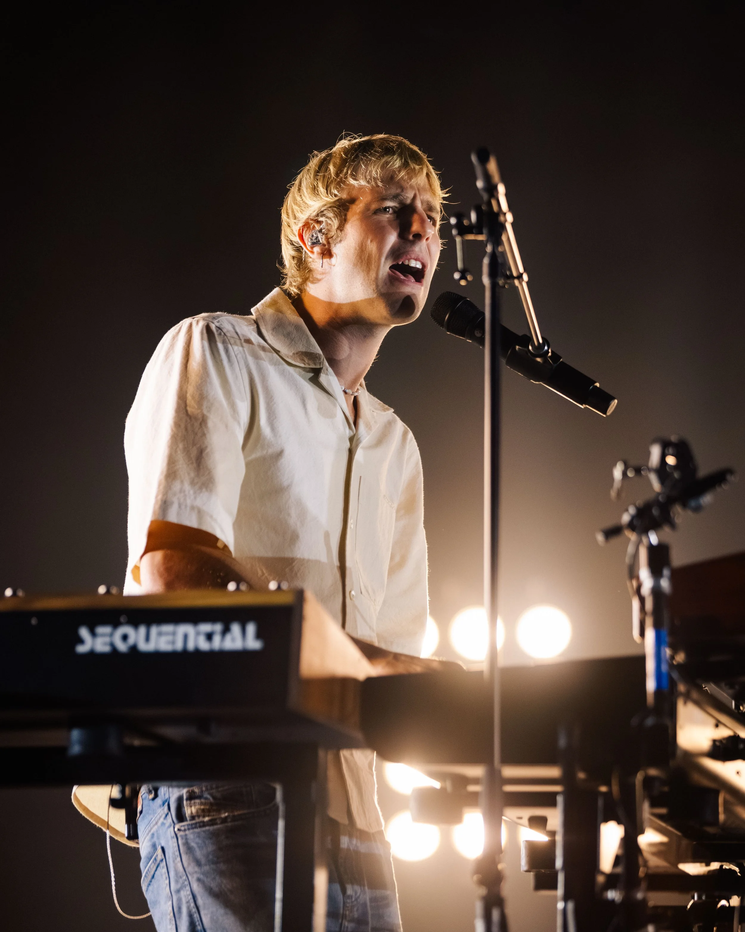 251128-Parcels-Riverstage-Somersault-14.jpg