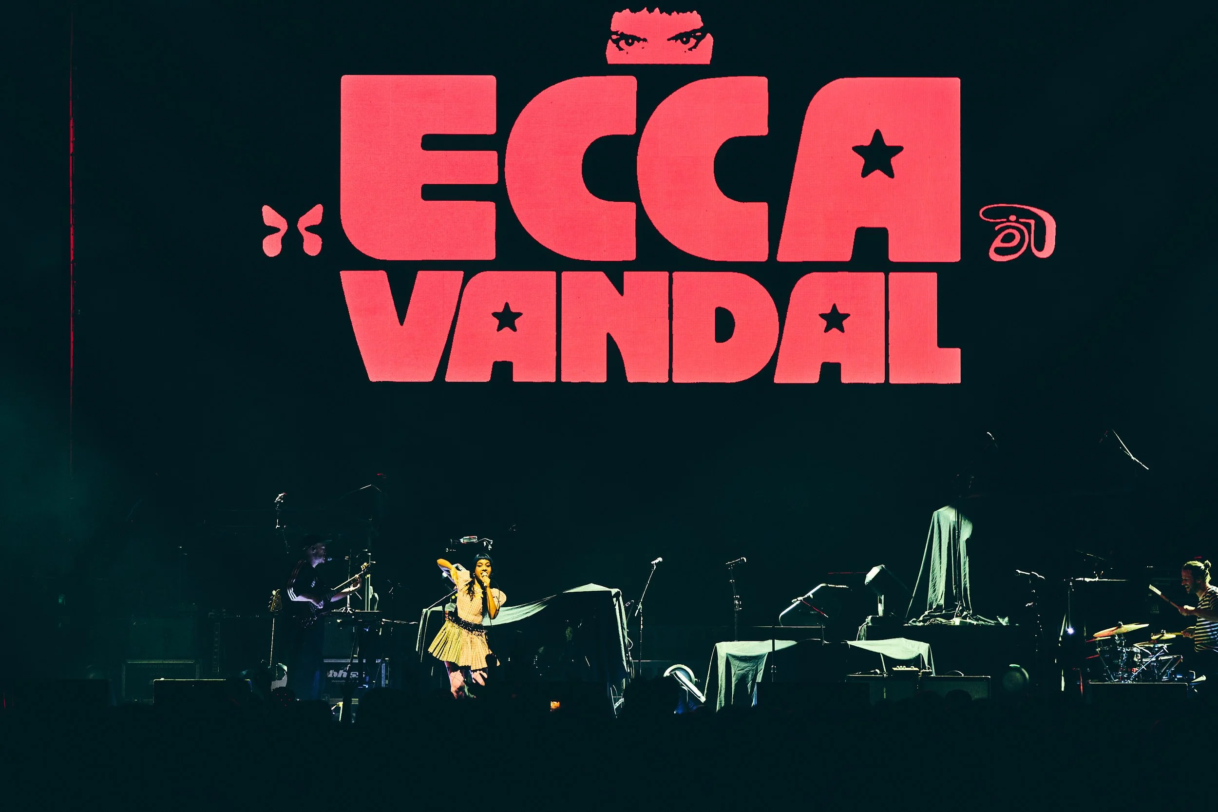 ECCA VANDAL_QBA_003.jpg