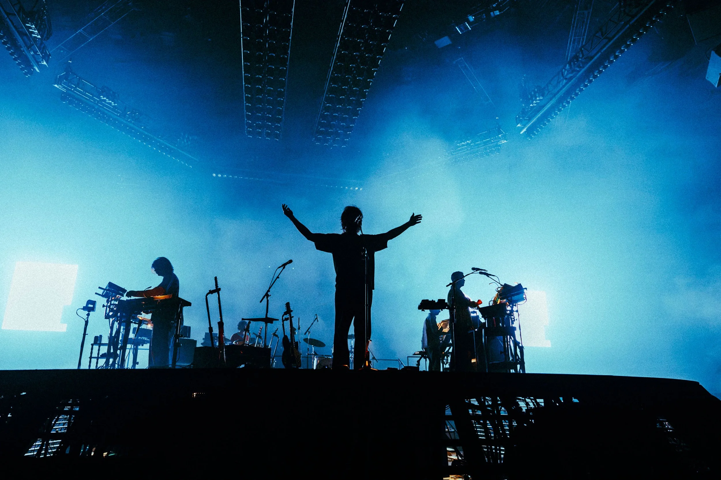 TAME IMPALA-DSC05117.jpg