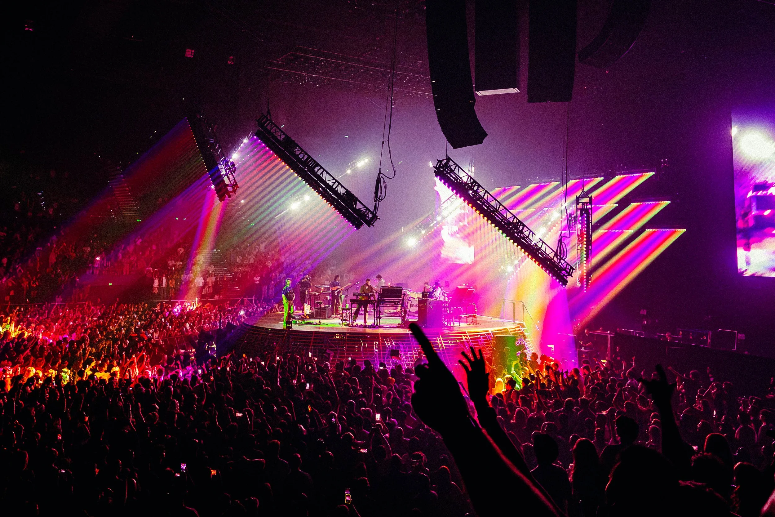 TAME IMPALA-IMG_6342 2.jpg
