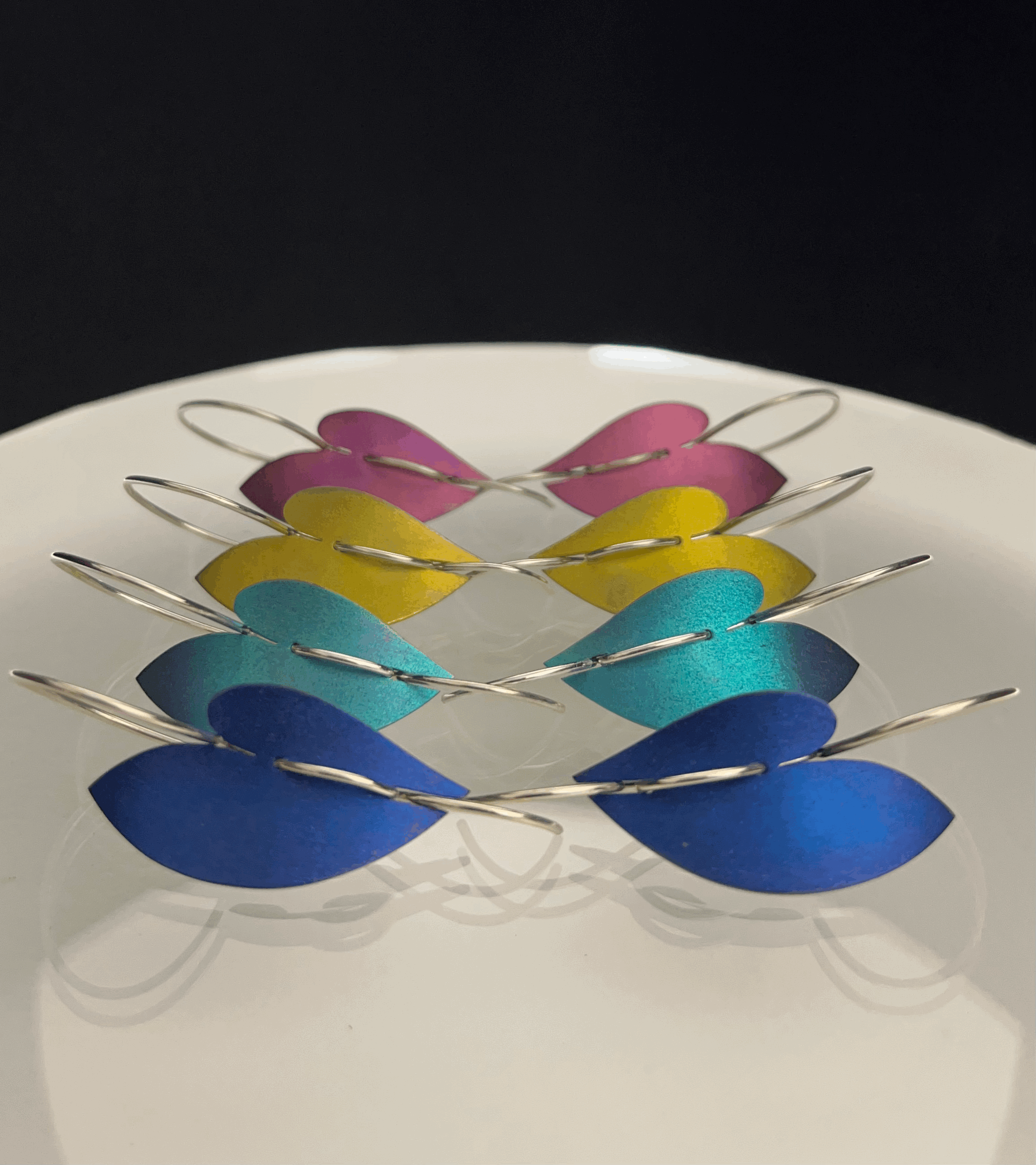 Spring earrings titanium