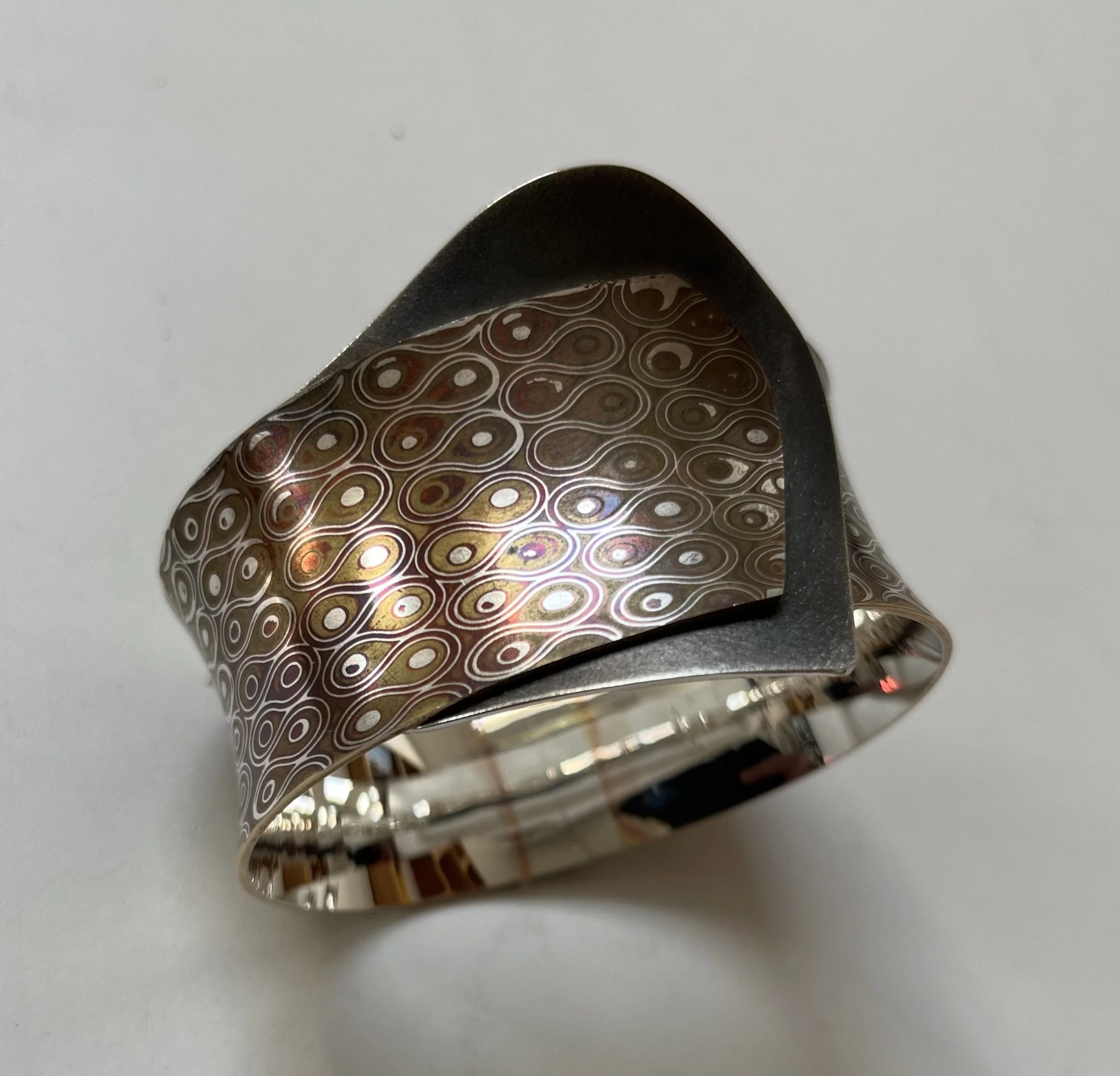 Elegant mokumegane bracelet