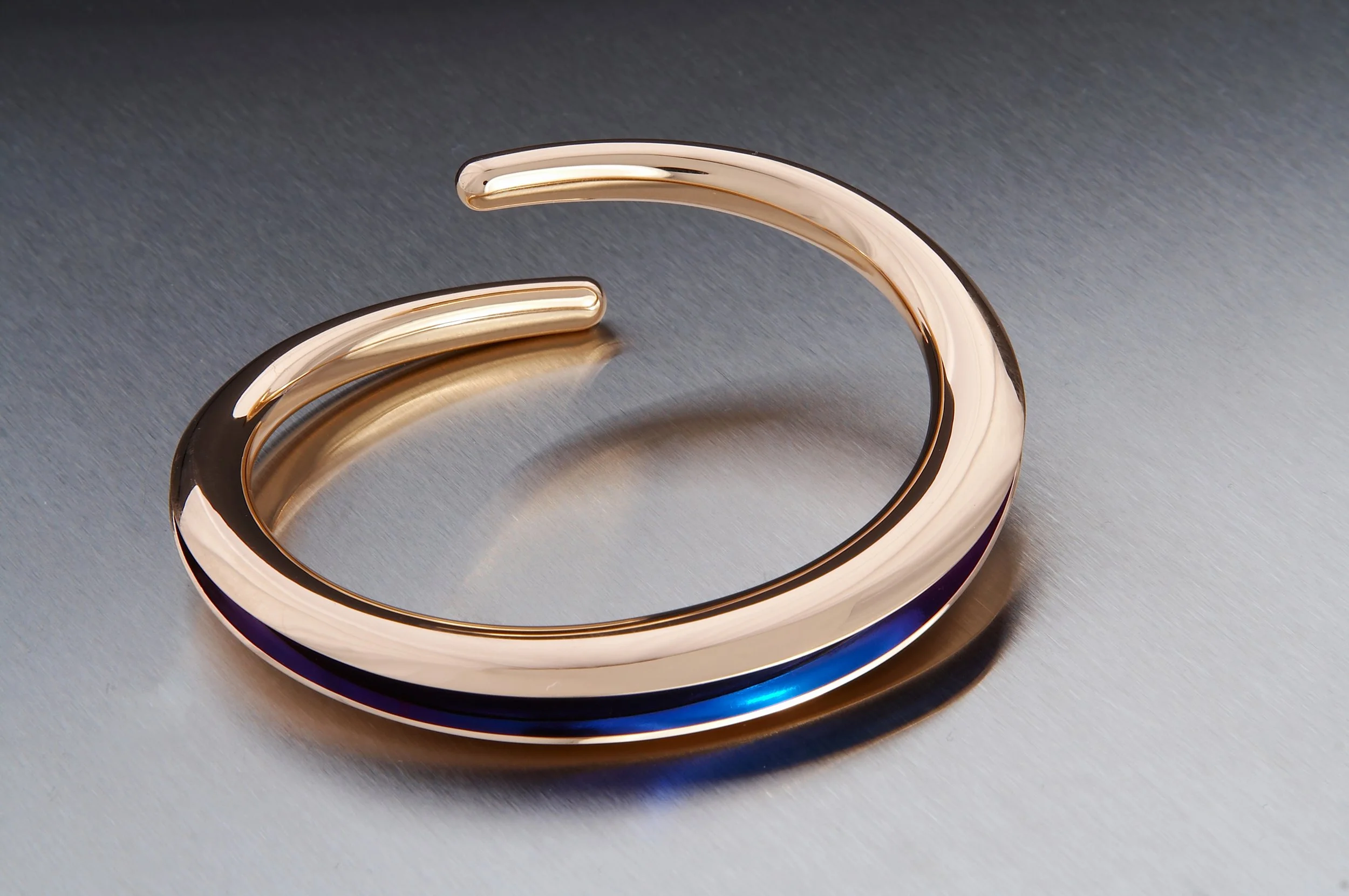 Kuutamo bracelet gold