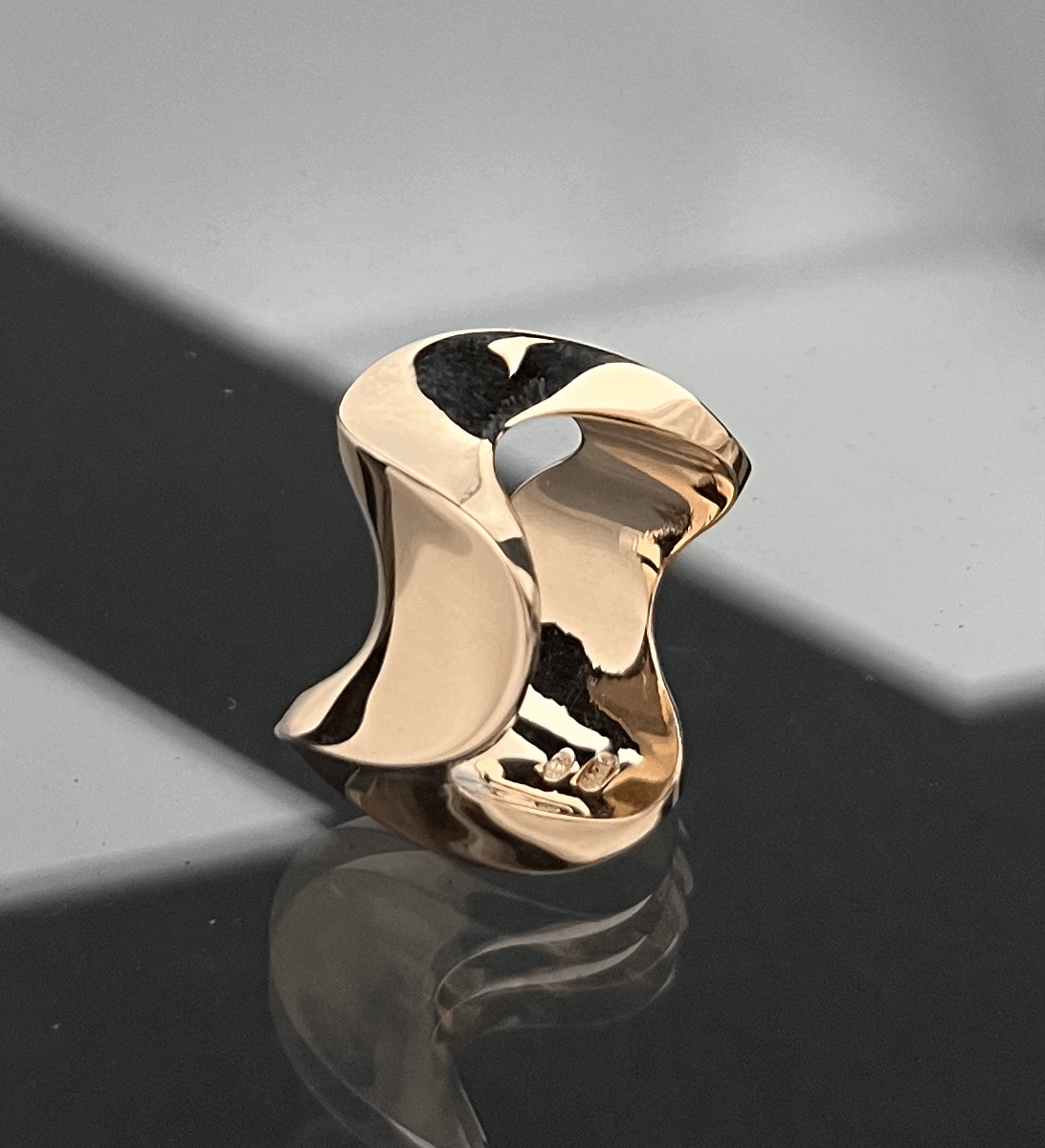 Waves ring gold