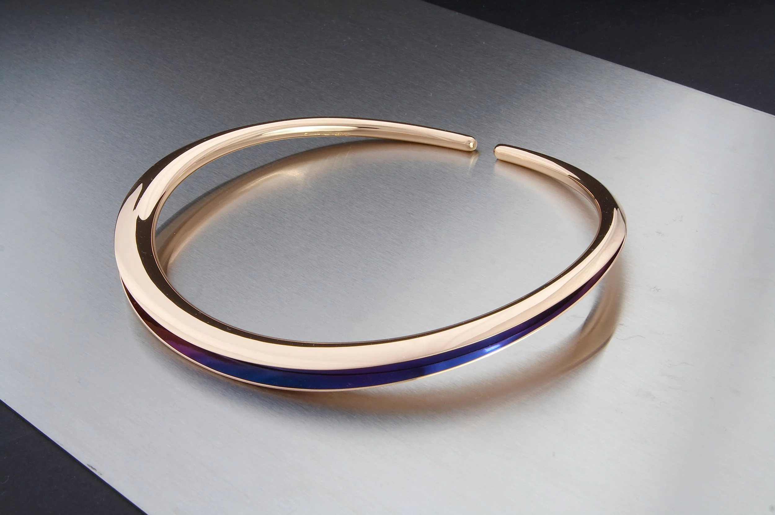 Kuutamo necklace gold