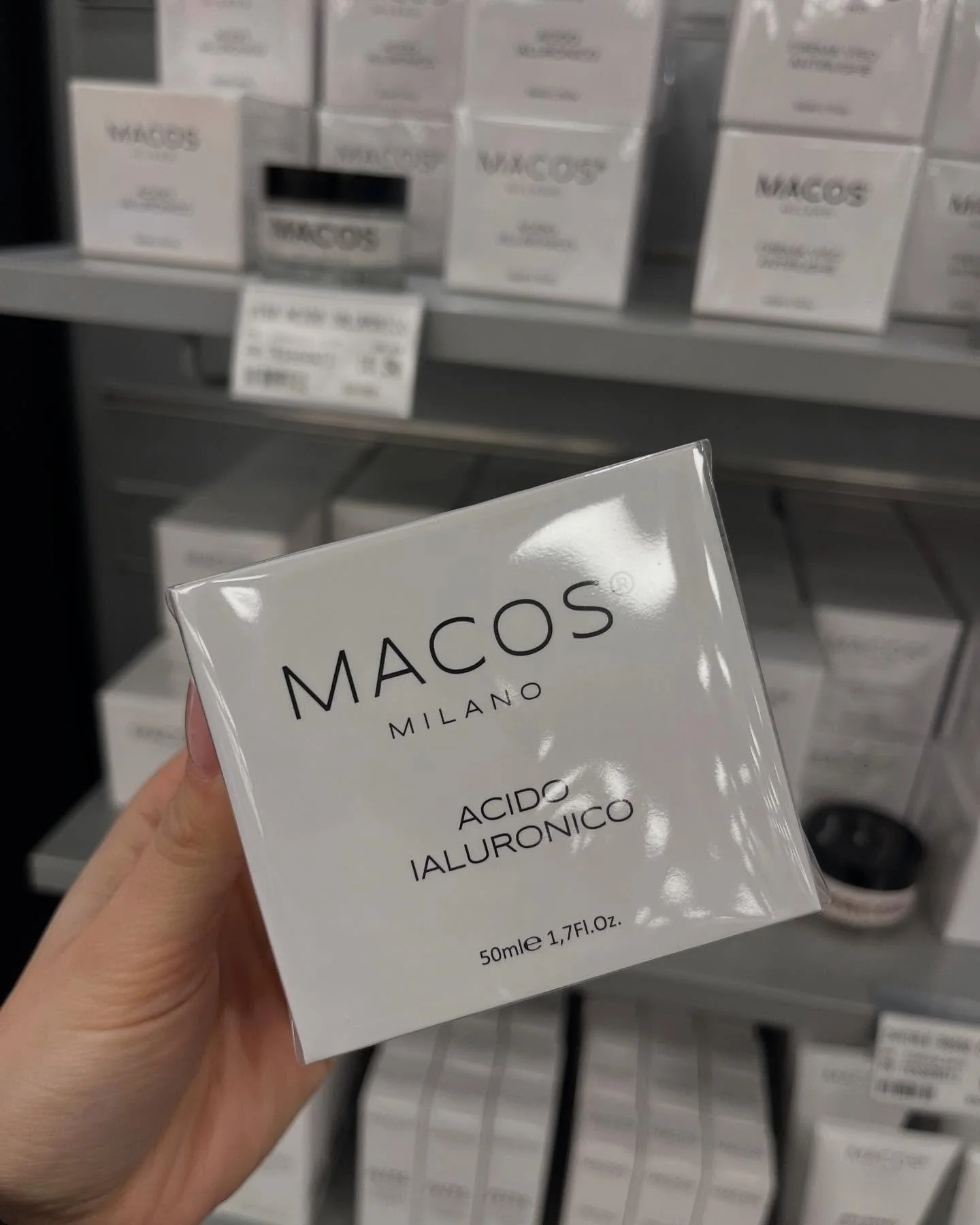 Tutti i prodotti @macosmilano sono tornati disponibili 🔥😍💕

Li hai mai provati ? 

#storemixsarzana