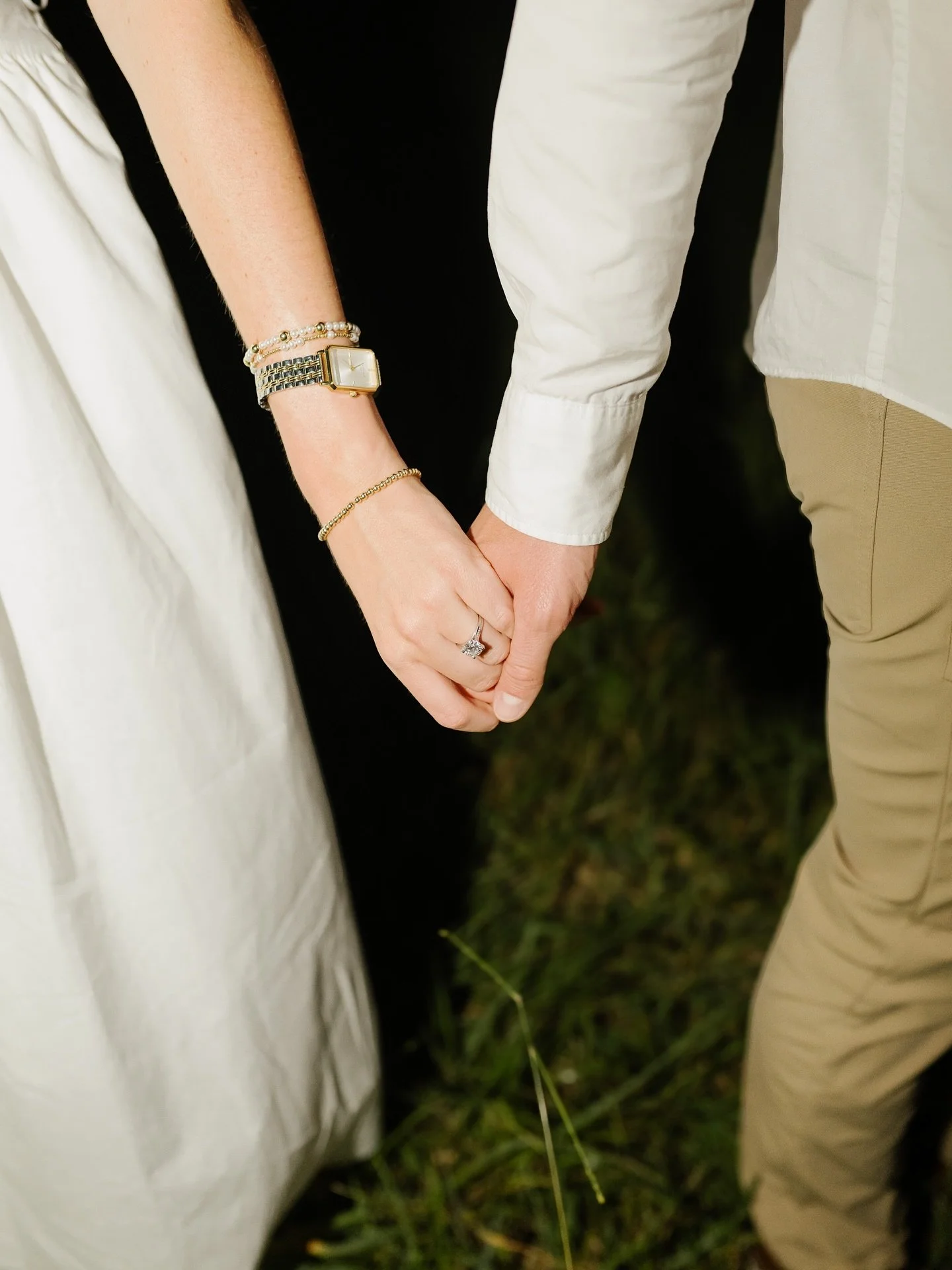 dating? engaged? married? don&rsquo;t look back and regret not capturing those special seasons of life ✨ one of my favorite things has been looking back at Jacob and i&rsquo;s sessions over the years.. one of my favorites was our honeymoon session wi