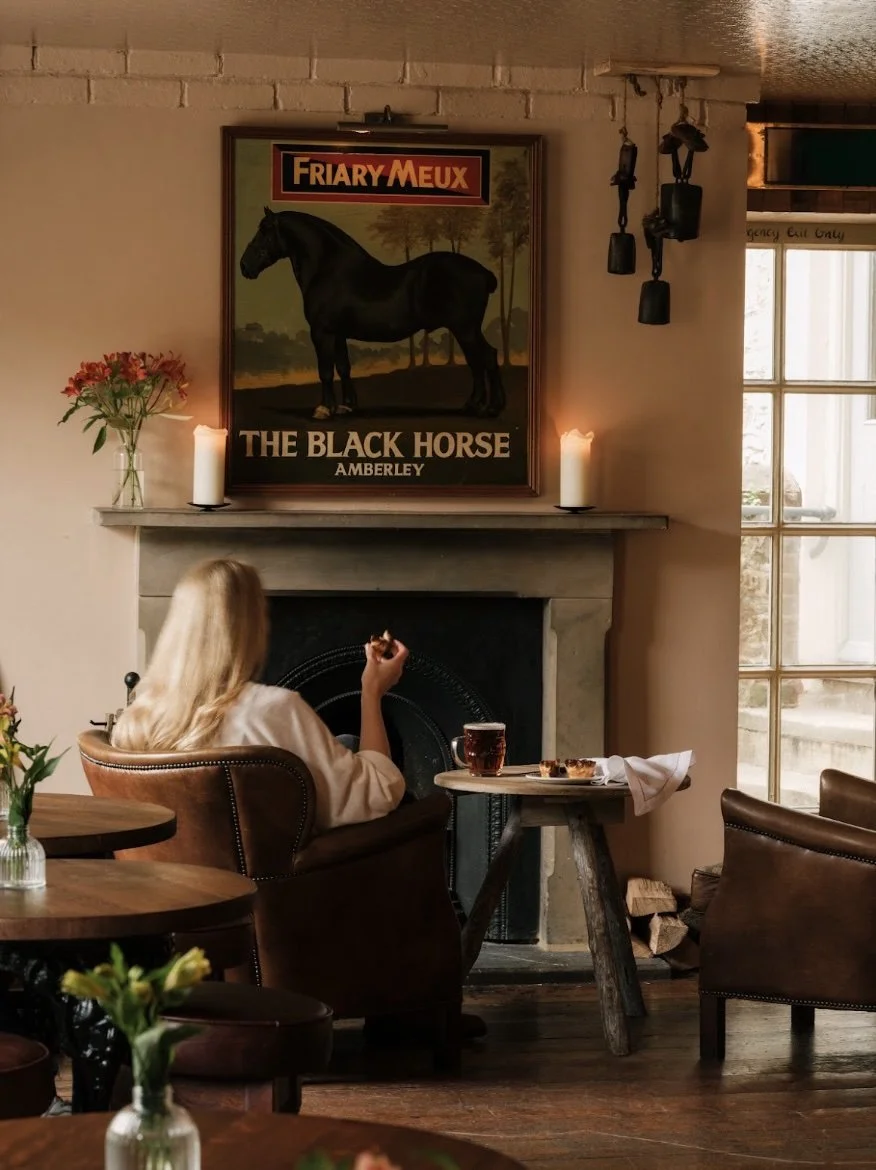 The Black Horse Amberley 1.jpg