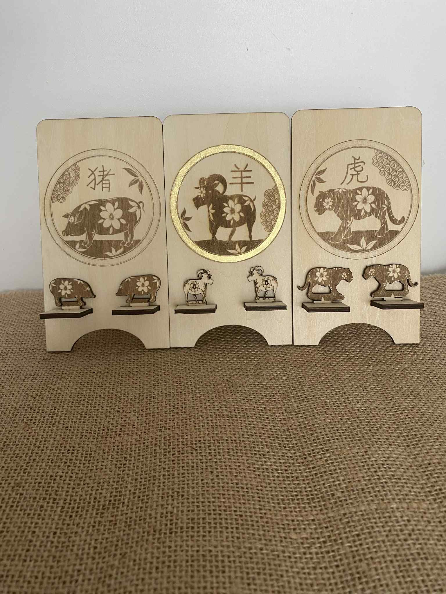 support-téléphone-signe-astro-chinois-cochon-tigre-chevre