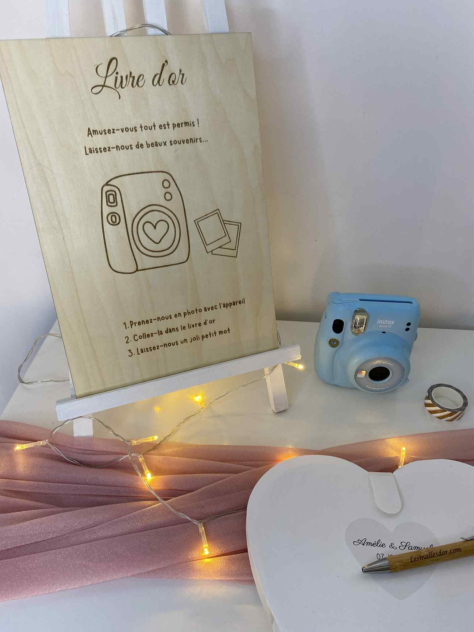 panneau-livre-dor-décoration-bois