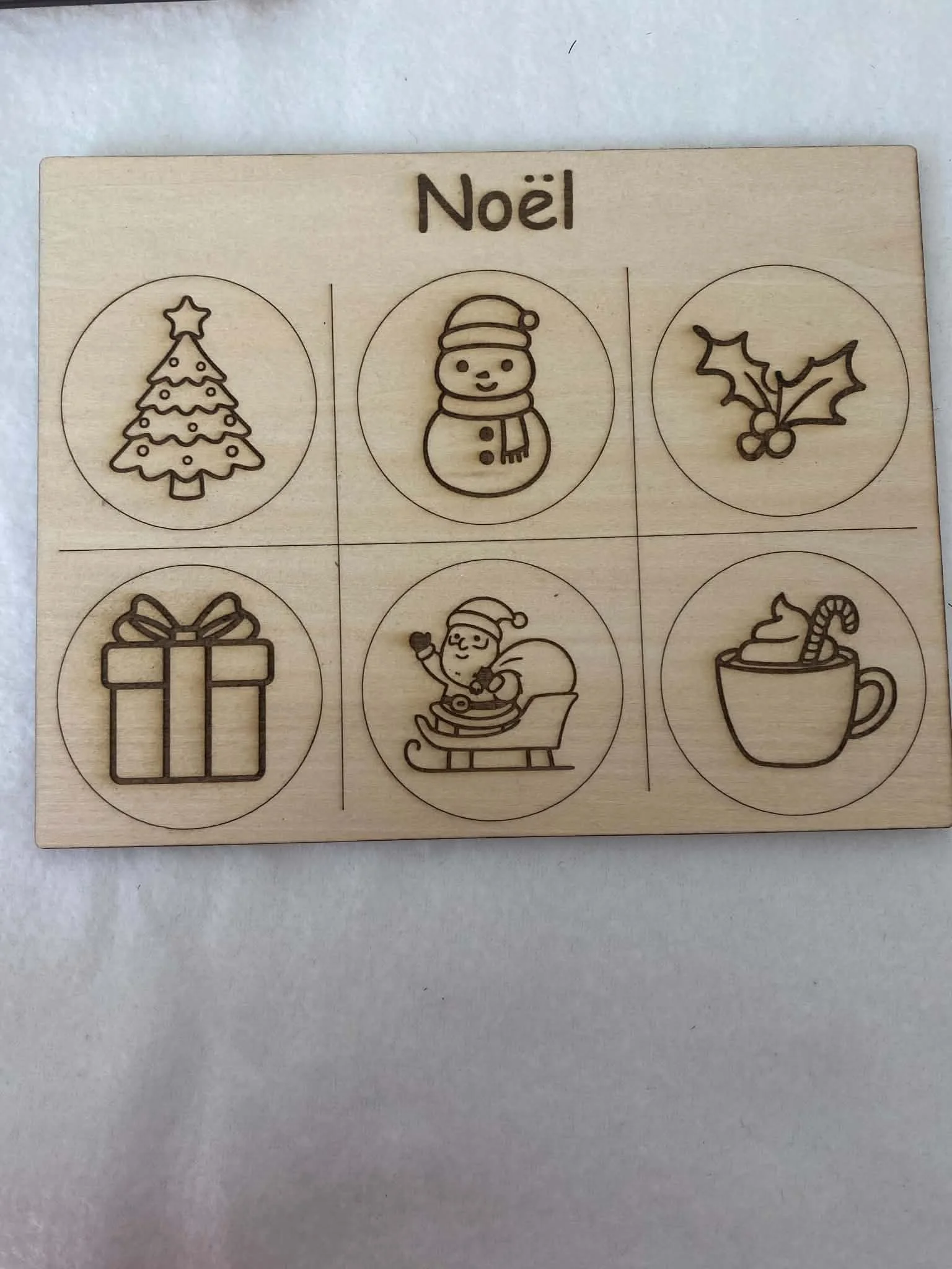 Noel-jeu-enfant-loto