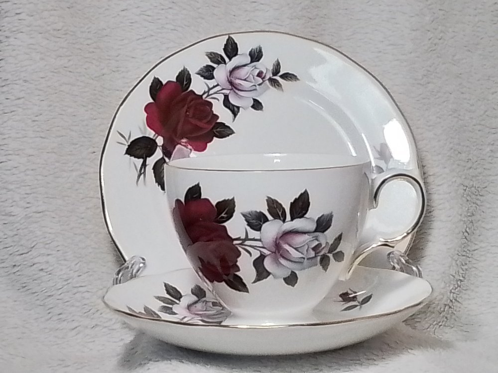 Mabels Tea Table - Vintage China available for hire in Aberdeen and Aberdeenshire