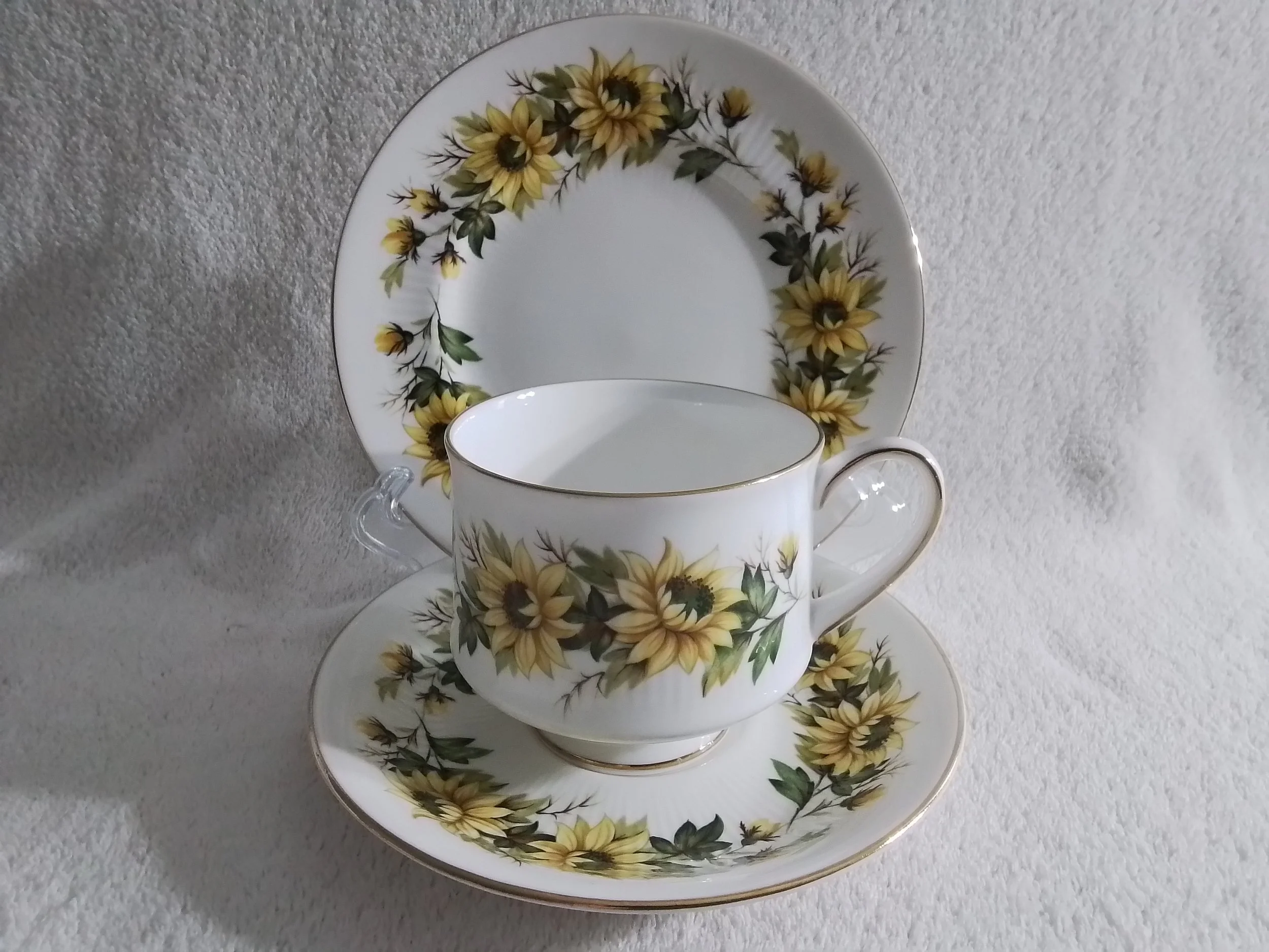 Mabels Tea Table - Vintage China available for hire in Aberdeen and Aberdeenshire