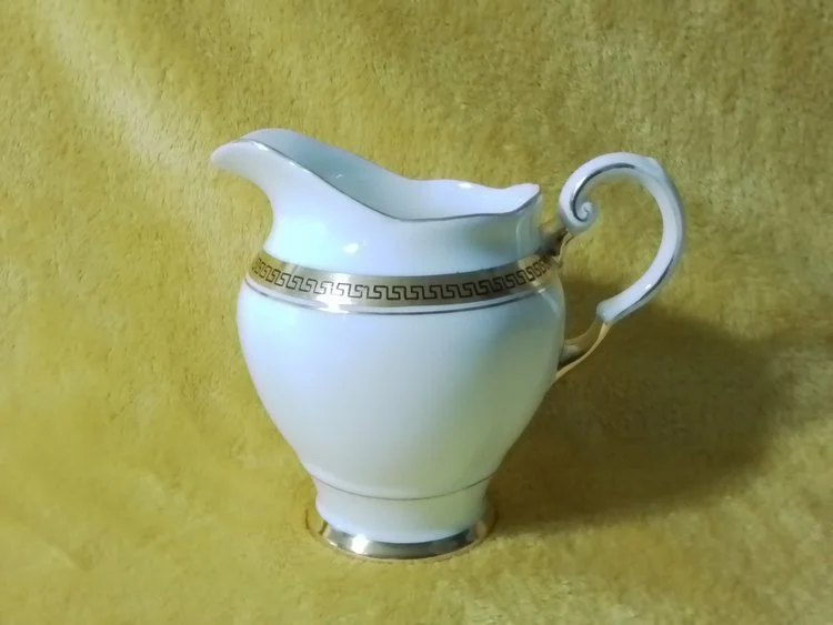 Vintage Tea Table Hire for Weddings