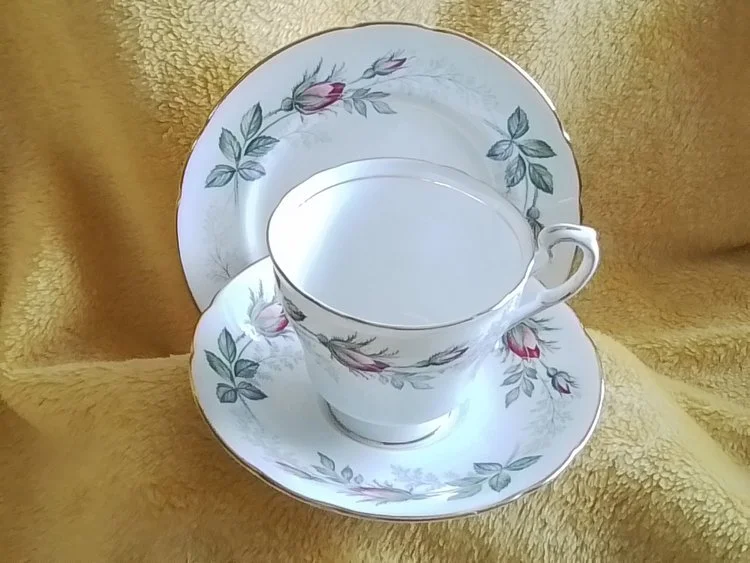 Vintage Tea Table Hire for Weddings