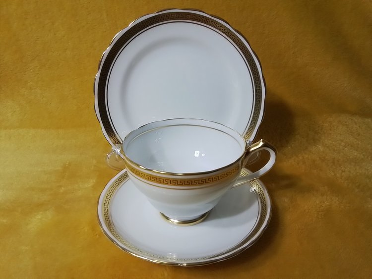 Vintage Tea Table Hire for Weddings