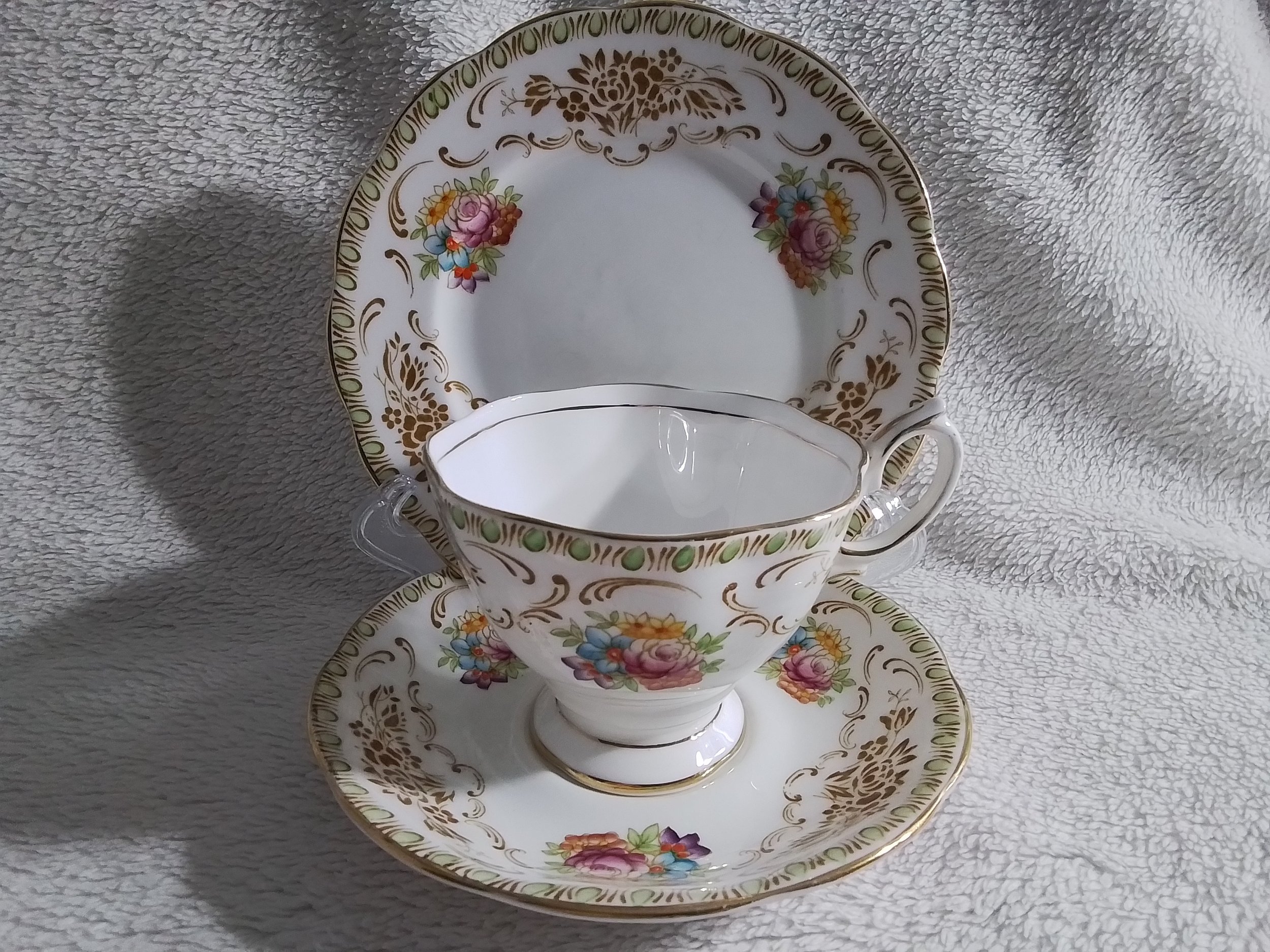 Mabels Tea Table - Vintage China available for hire in Aberdeen and Aberdeenshire