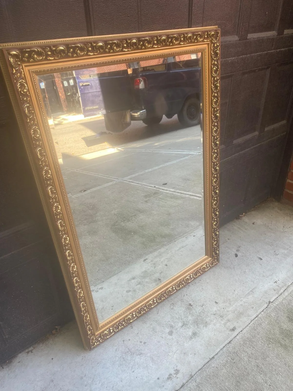 Larger Gold Design Mirror(1).jpg