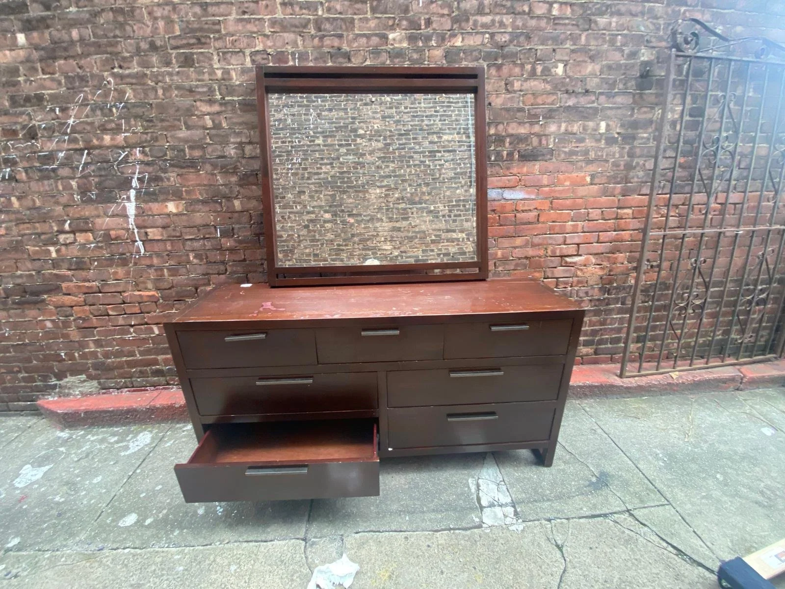 Solid Hard Wood Walnut 7 Drawer Dresser (3).jpg