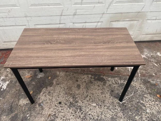 Metal Dinning Table (5).jpg