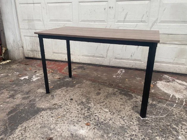 Metal Dinning Table (2).jpg