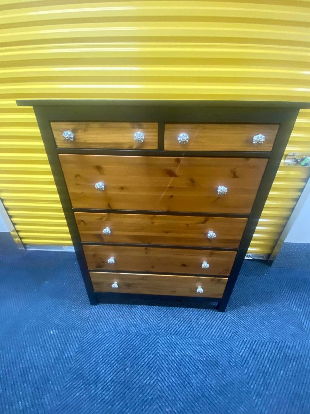 Solid Wood 6 Drawer Dresser (Black painted w specialty Knobs) (3).jpeg
