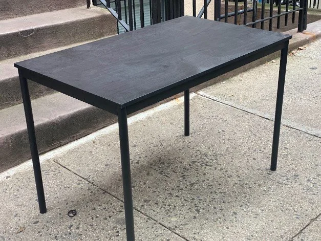 Black Solid Dinning Table (1).jpg