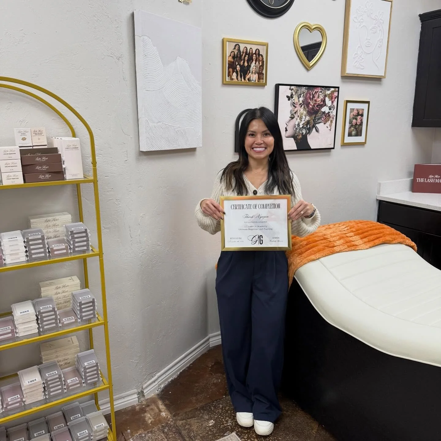 Black Friday Only!!! 

Special deal coming for those wanting to take a training with me👀

Perfect for artists who want deeper support with mapping, pricing, retention, and business clarity.

Apply online at www.gglash.co

#lashtrainingokc #gglashco 