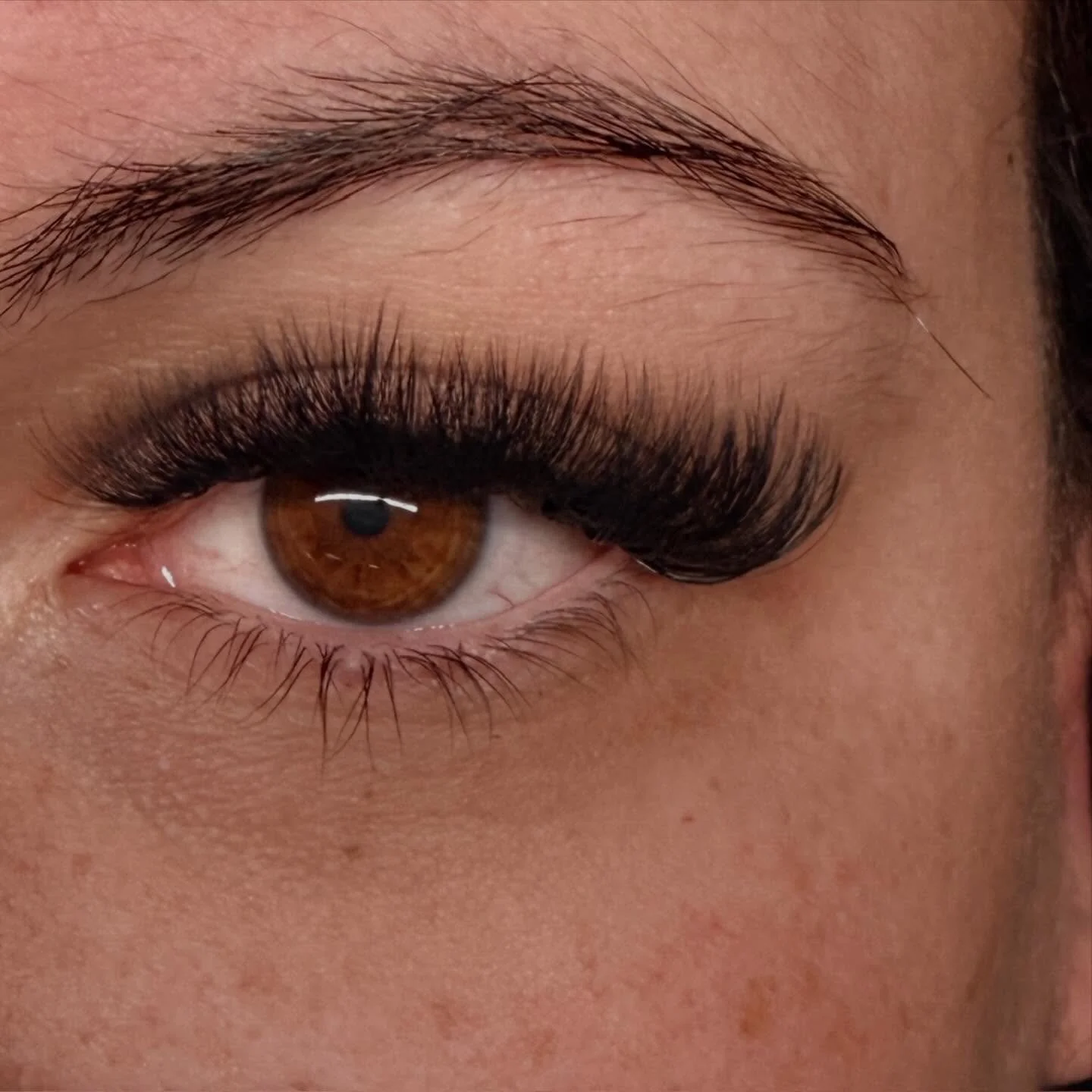 Sierra&rsquo;s books are open for all our evening girls! Book now for our $75 Sweetheart Special!

@lashedbysierraschad