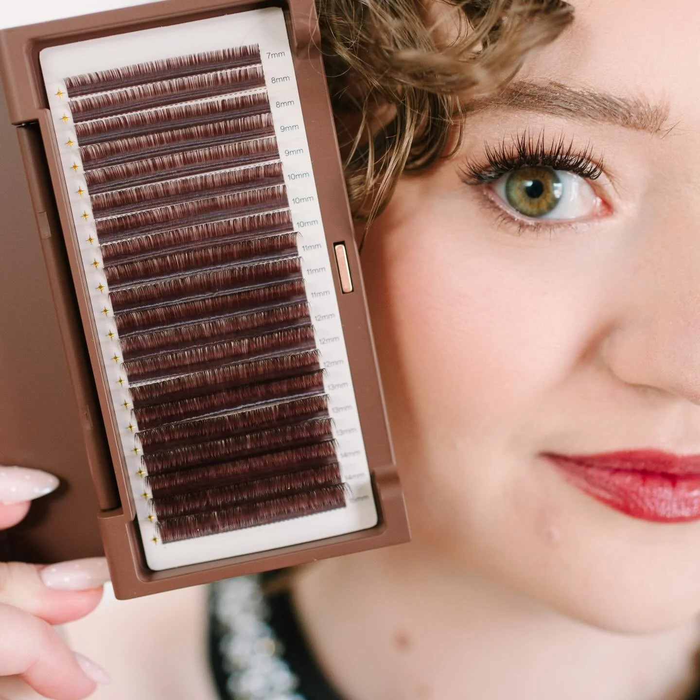 There is nothing quite like @lightheartlash Berry Beautiful lashes🍓 We mixed a couple curls to create this custom set for our beautiful Madelynn and we are OBSESSED!