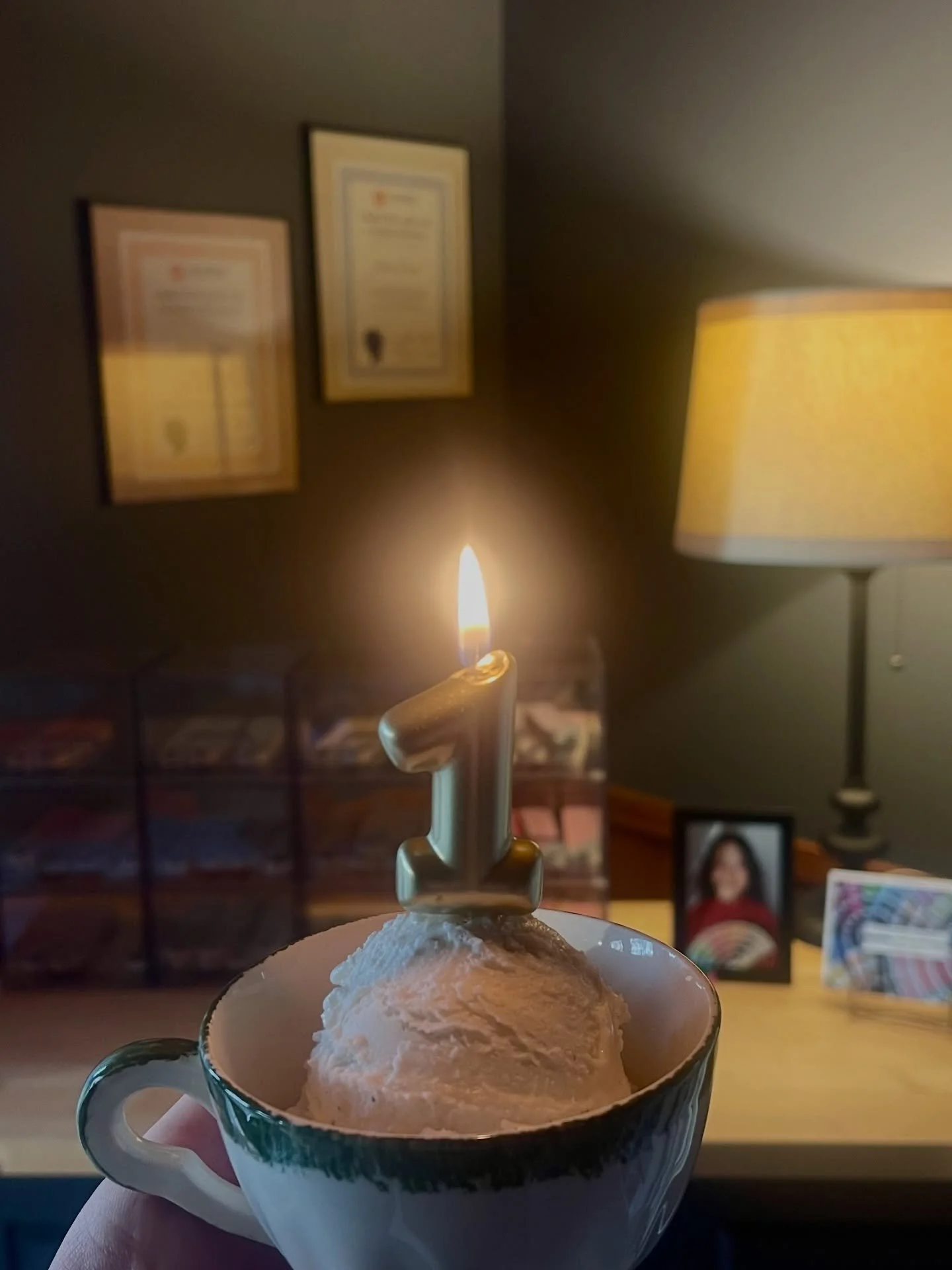 A little treat to end the day ✨
I can&rsquo;t believe it&rsquo;s already been one year since Color 12 came to life. What a beautiful ride it&rsquo;s been! 🫶🏻 
Thank you to all my lovely clients for sharing this experience with me!!