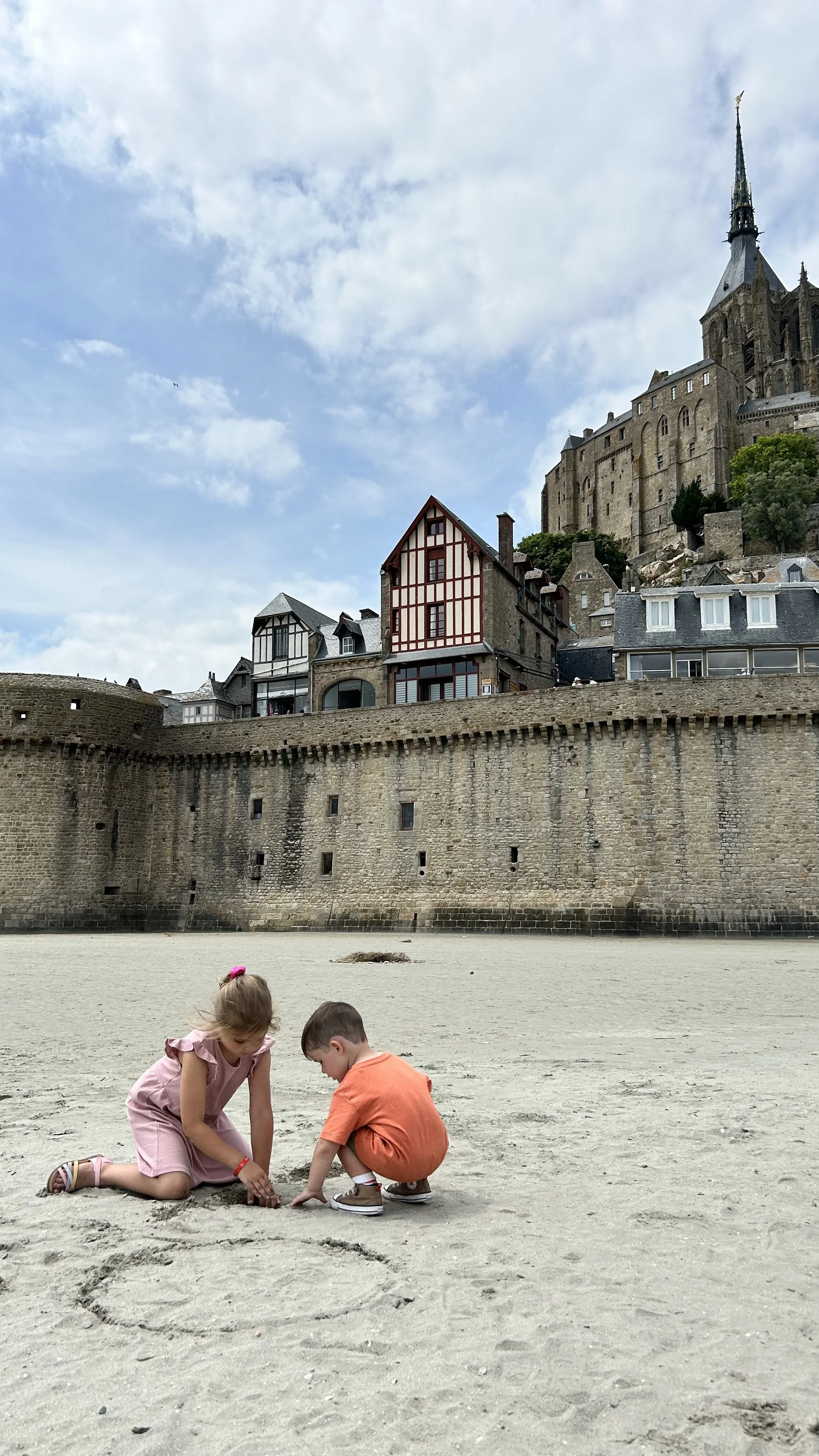 How to spend a day in mont saint michel with kids