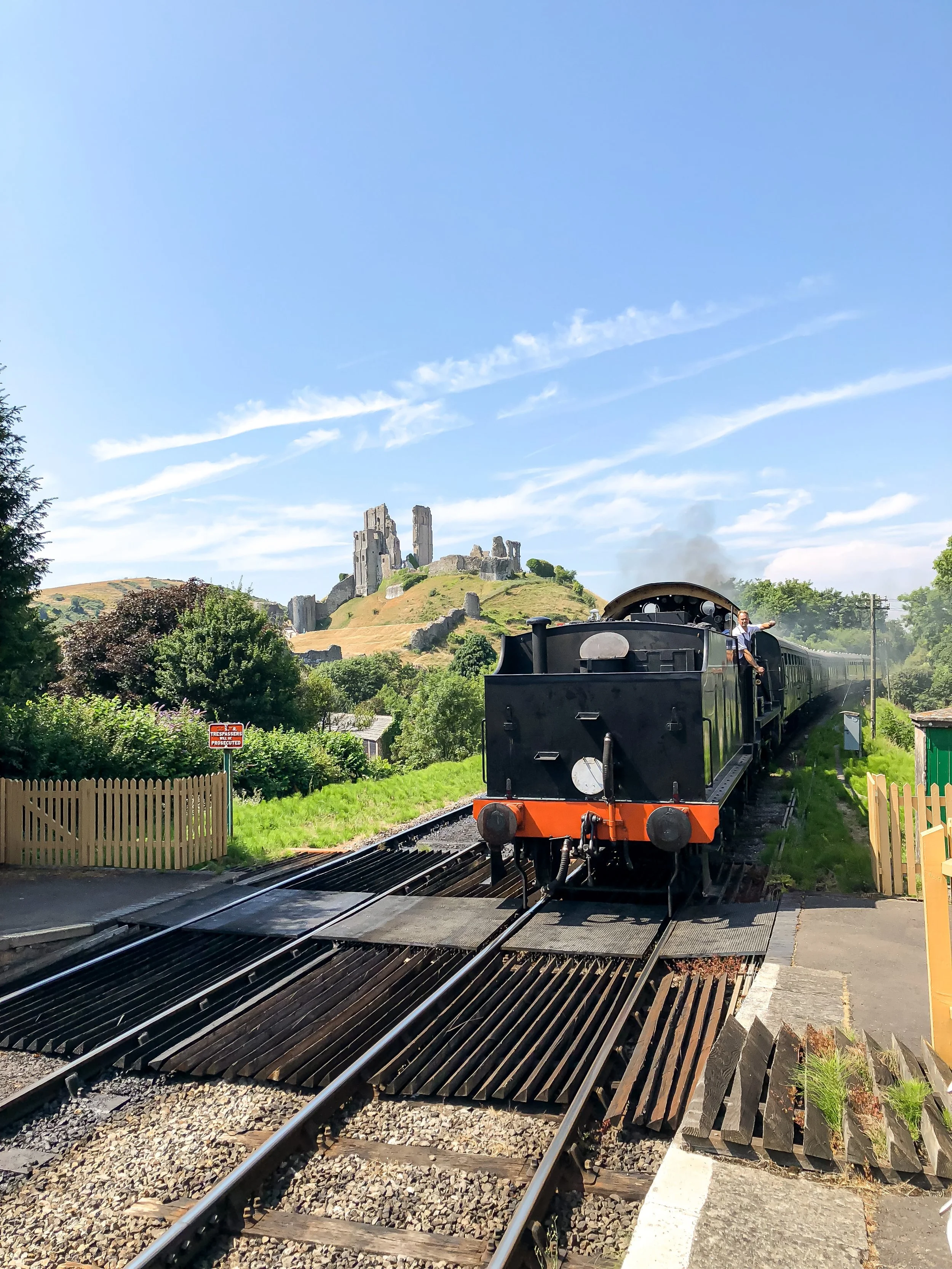 steam train in corfe castle dorset