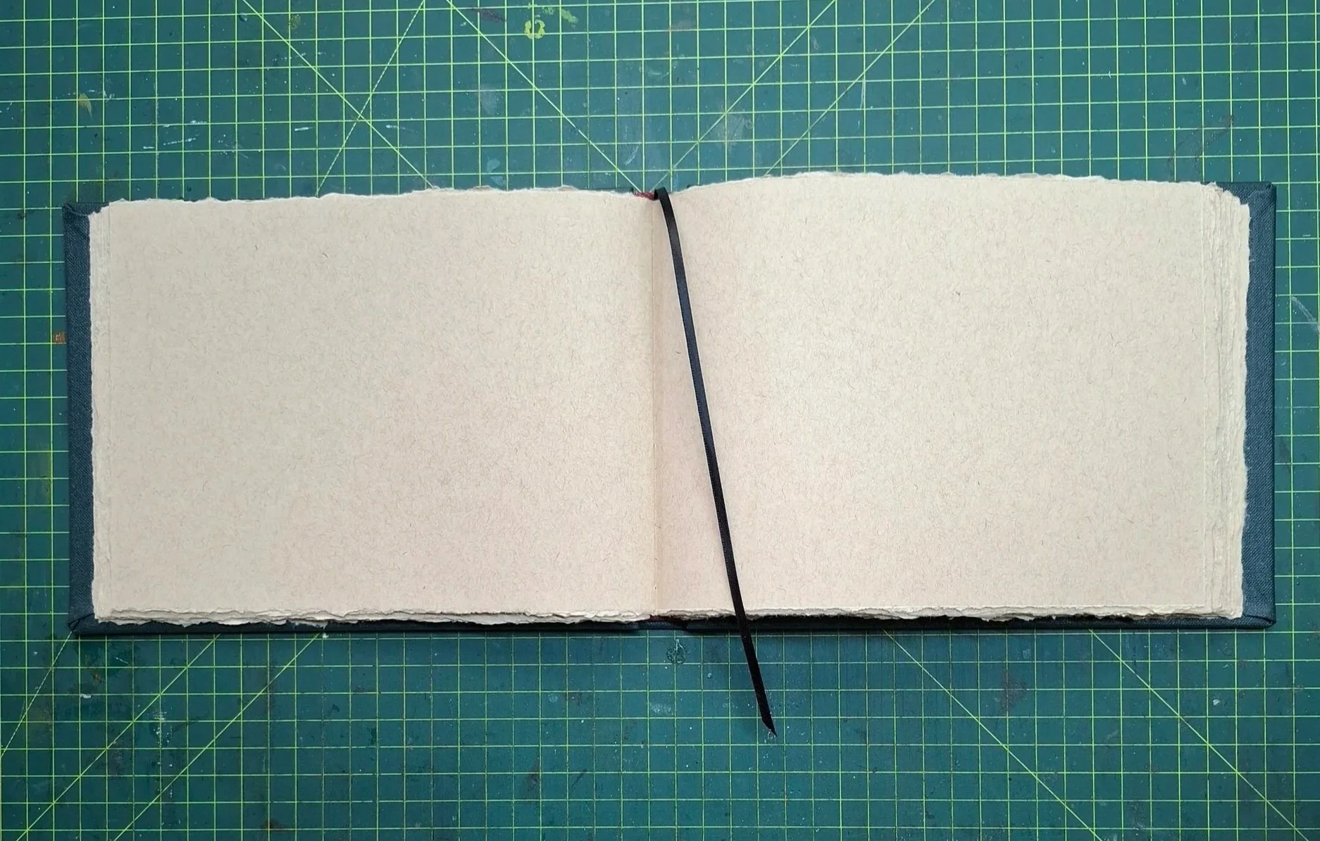 Landscape Traveller using Strathmore 400 118gsm Toned Tan Paper