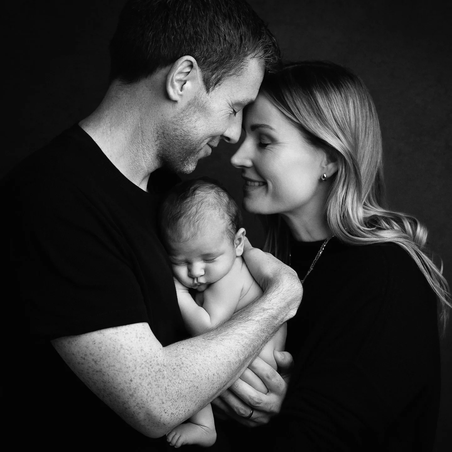 I&rsquo;m so excited to be teaching at the 2026 MilkyWay Online Retreat 🤍 @milkywayfun 

Every image in this carousel was created during one real session with a newborn and a very busy two year old.
At the retreat, I&rsquo;ll be breaking down exactl