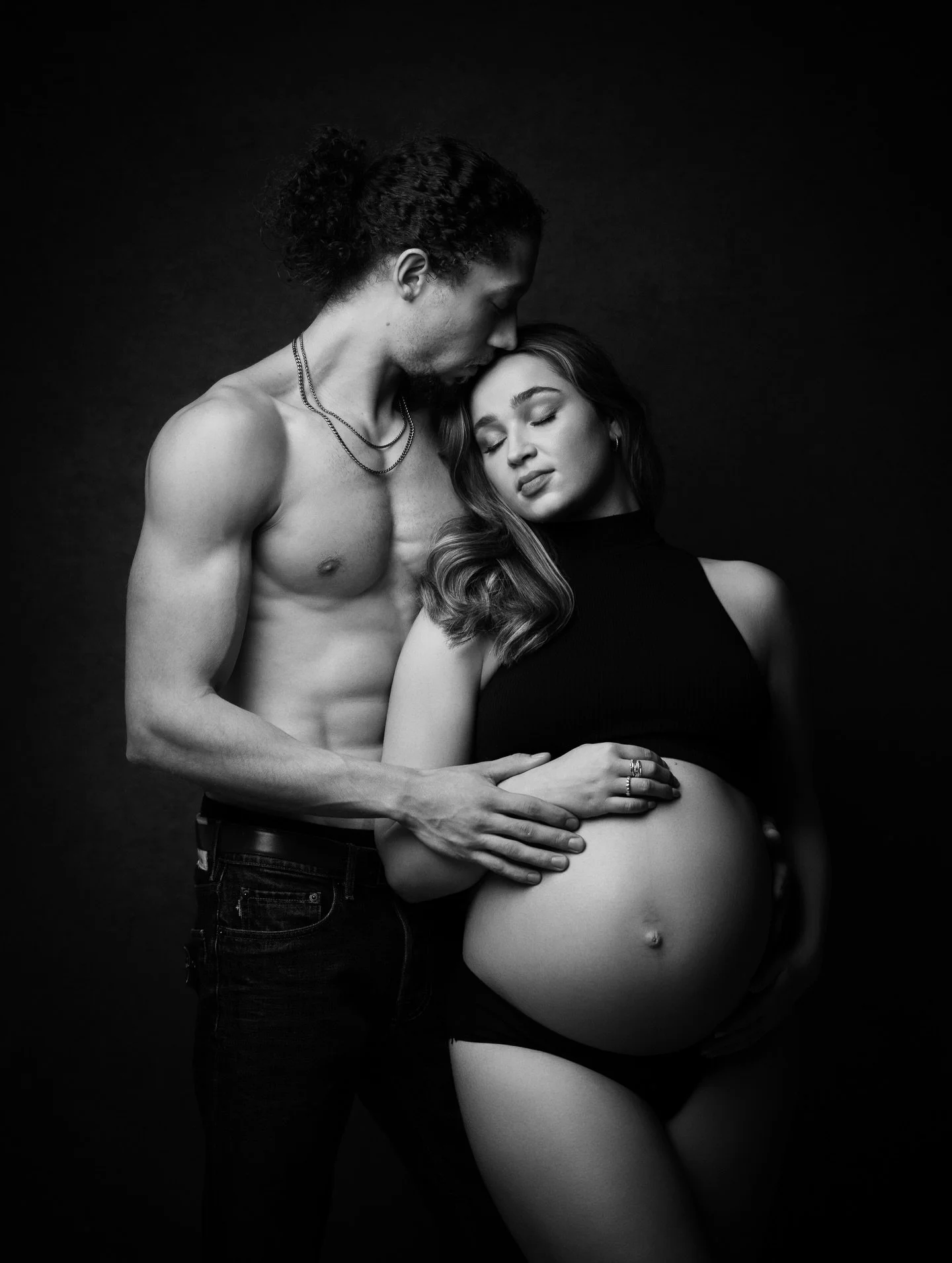 L O V E 🤍✨

We welcome families from across London and surrounding areas into our studio, where we create timeless portraits for you to treasure for a lifetime.

📅 Now booking newborn, maternity &amp; family sessions up to June 2026.
🌐 www.russjac