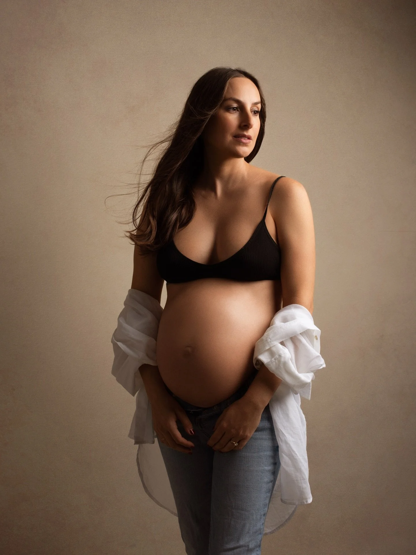 Moments to treasure. Always. 🤍

We welcome families from across London and surrounding areas into our studio, where we create timeless portraits for you to treasure for a lifetime.

✨ Now booking newborn, maternity &amp; family sessions up to Septem