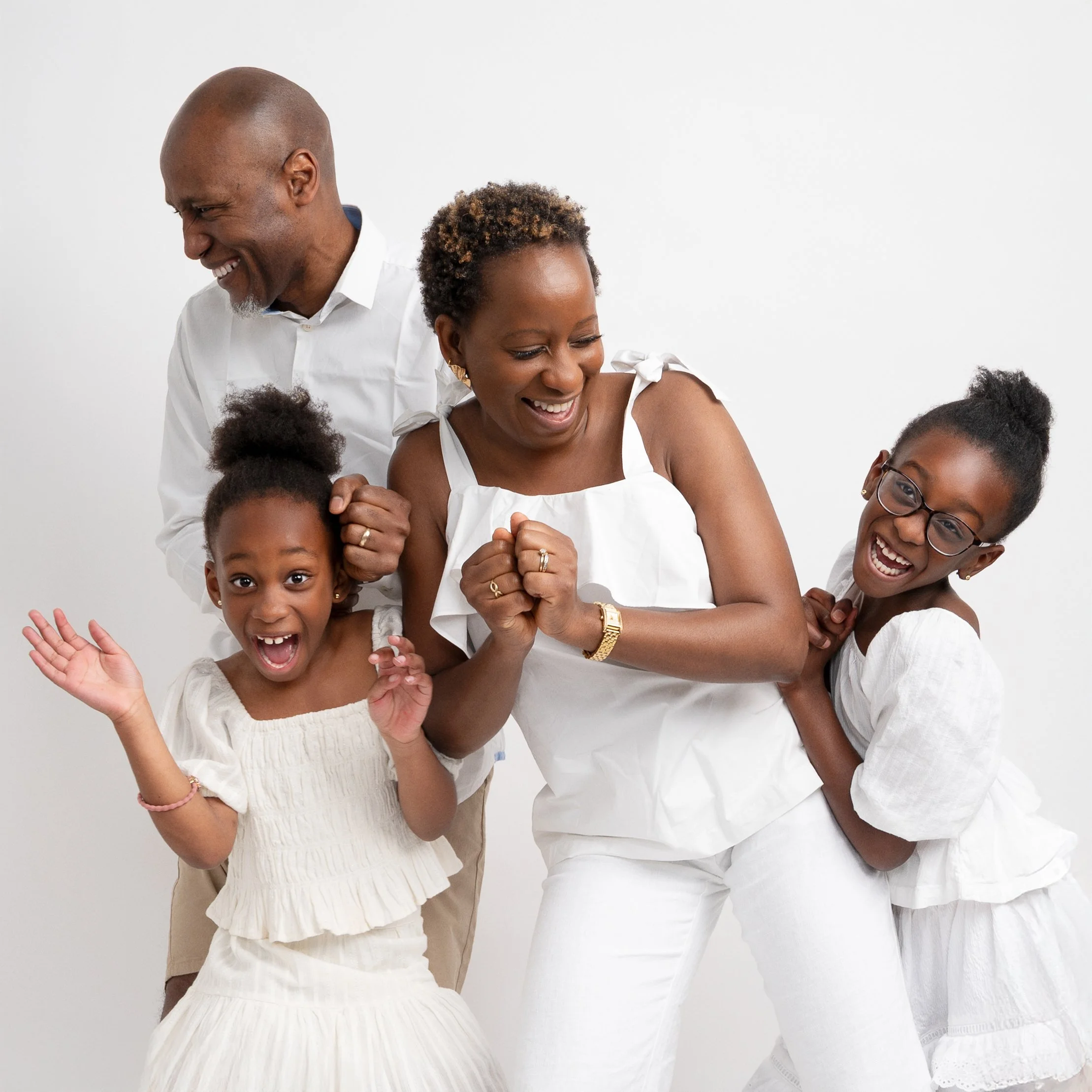 Family-enjoying-a-fun-family-photography-session-in-High-Barnet