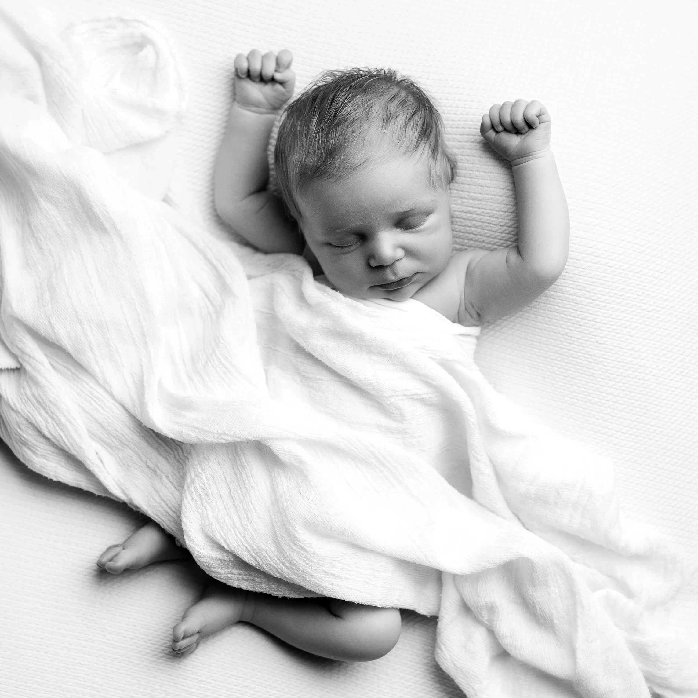 newborn-baby-sleeping-london-baby-photoshoot