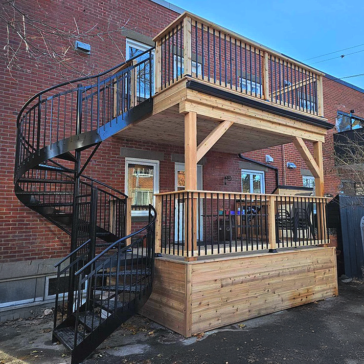 Double balcon - fini hiver - Rue Fabre.png