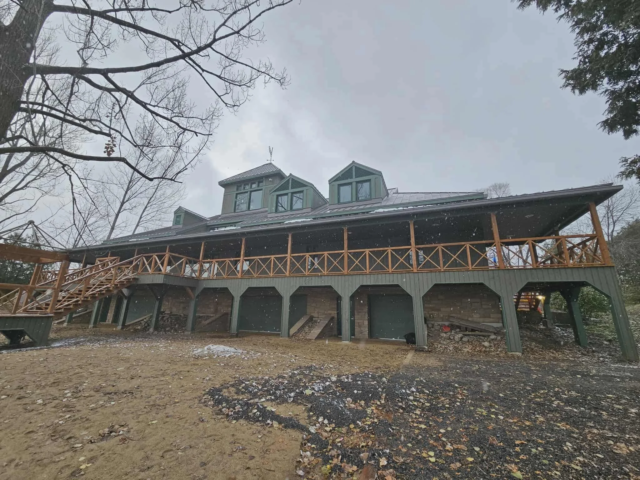 Photo global - terrasse commerciale - Pavillon des activités nautiques - Parc Jean-Drapeau