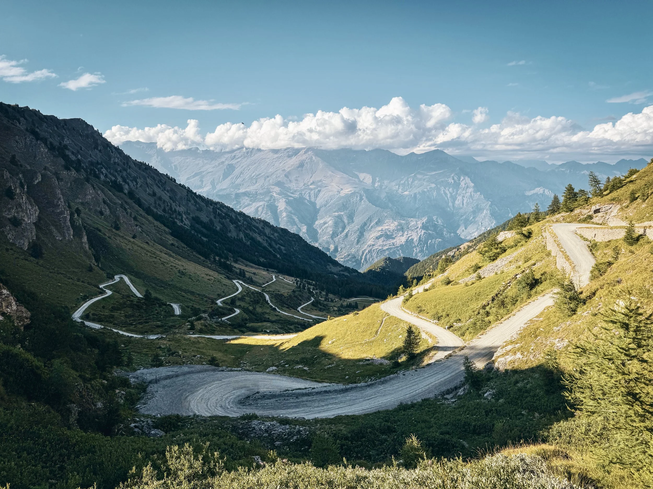 GRAAALPS 2026 — the alpine adventure - Route details What to expect from an ultra-cycling gravel event in the Alps?