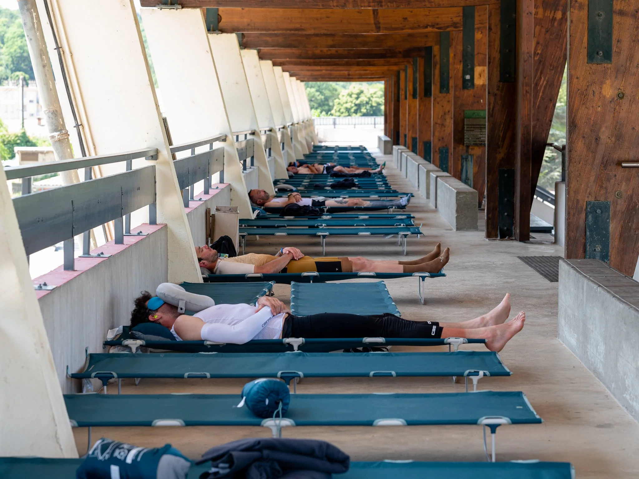 Managing sleep during ultra-distance races: The sleep rule in the Race Across Series