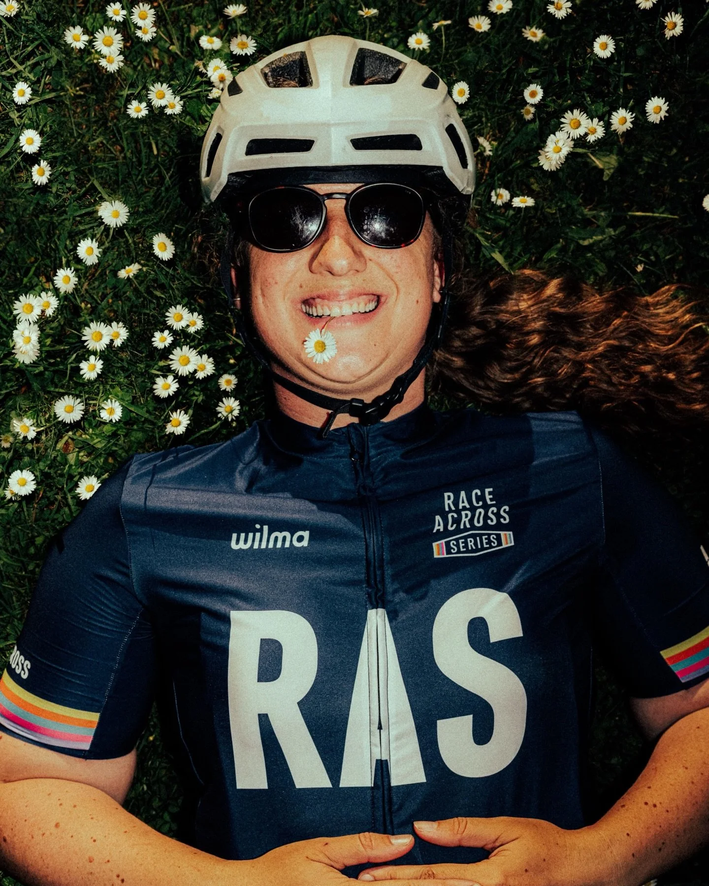 🇬🇧This morning marked the start of the 500km race of the Race Across Benelux 🚴&zwj;♂️🔥

An incredible atmosphere at the starting line, filled with smiles, focus, and strong emotions. An intense moment packed with energy 🔥

And now, they&rsquo;re
