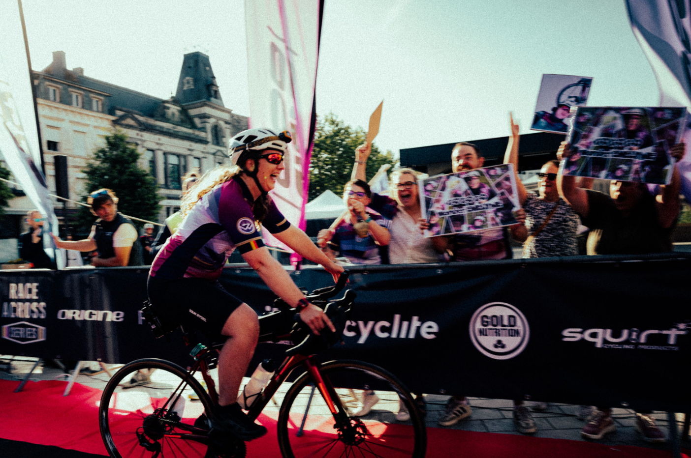 La communauté Race Across Series