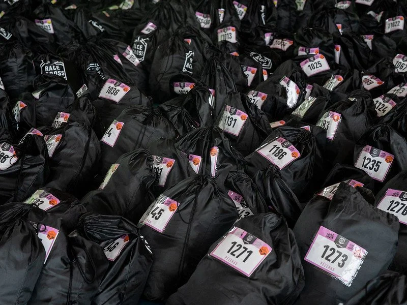 les services race across ultra-cycling series