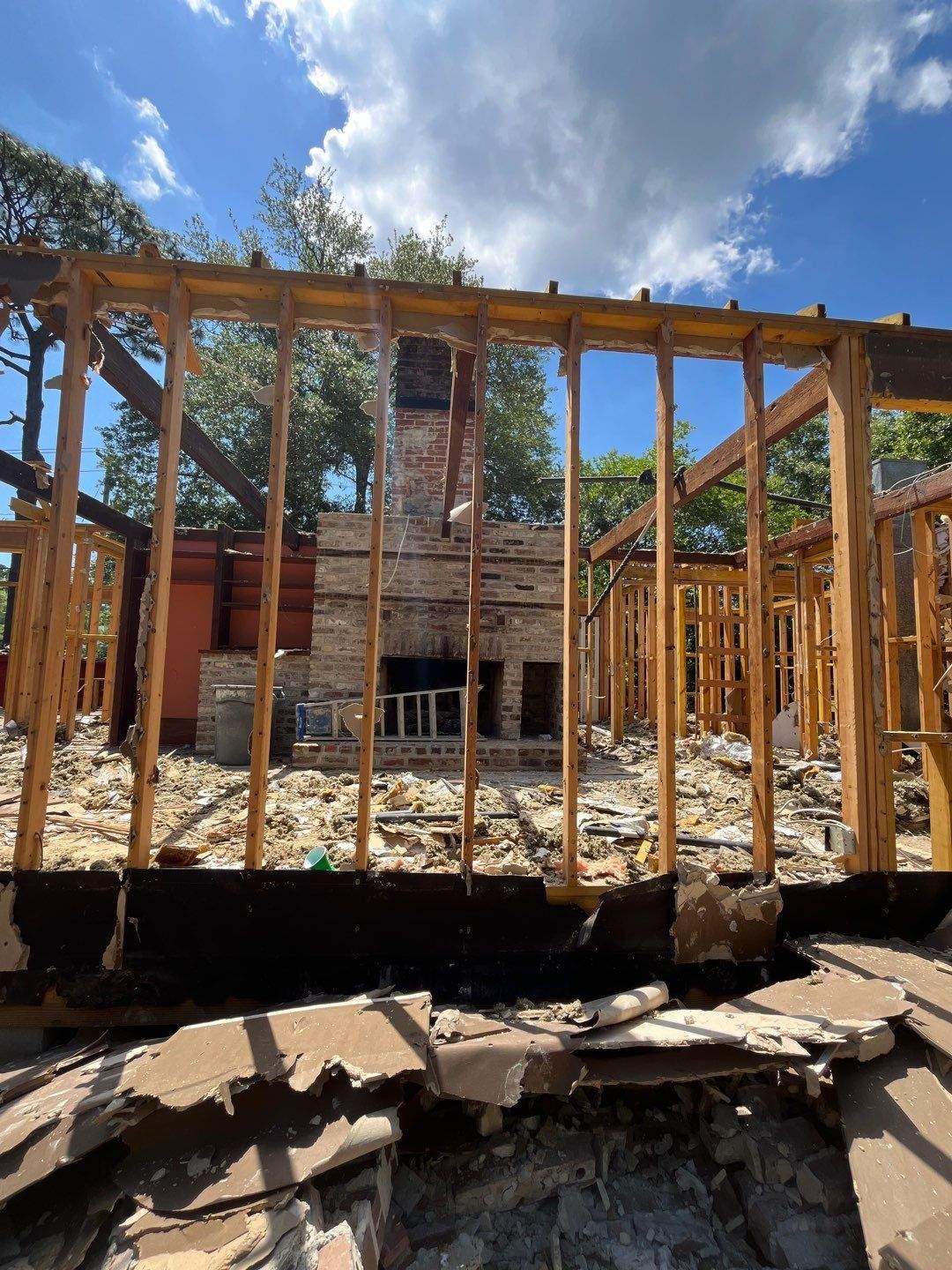 47-Apr 25 2024 04_10pm-MyxL.jpg