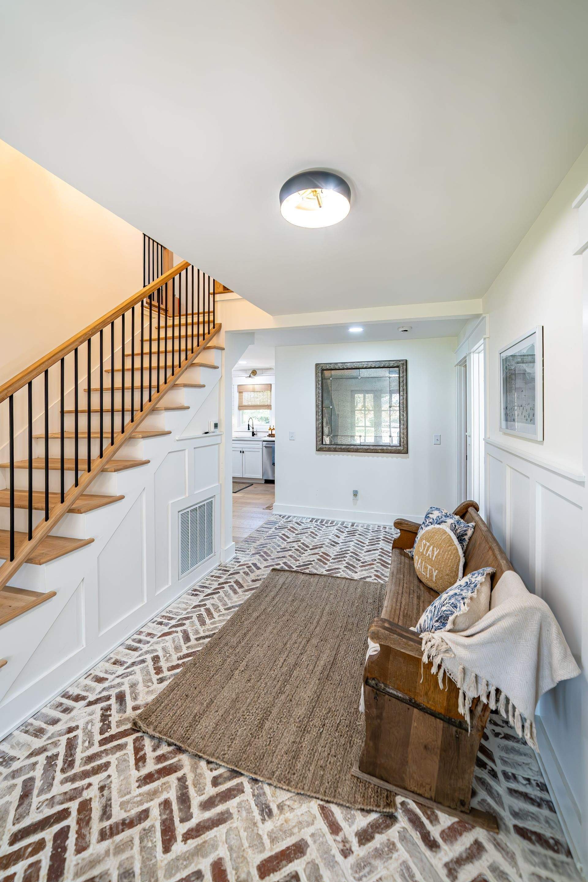 191-Apr 04 2024 03_33pm-2Hvh.jpg