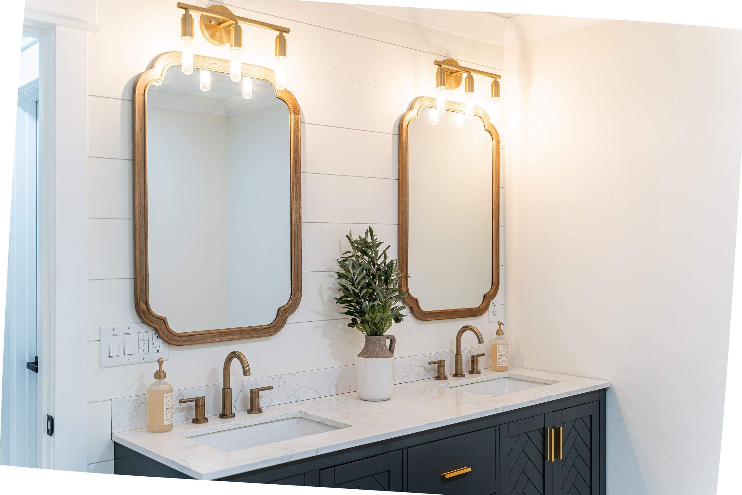 246-Apr 04 2024 03_34pm-8FtN.jpg